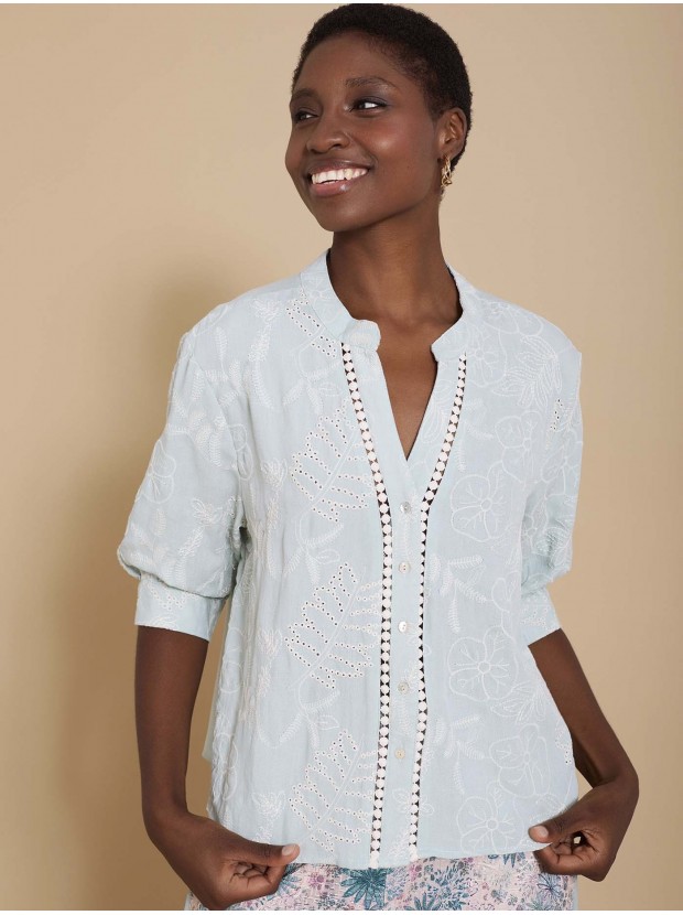 Blusa bordada