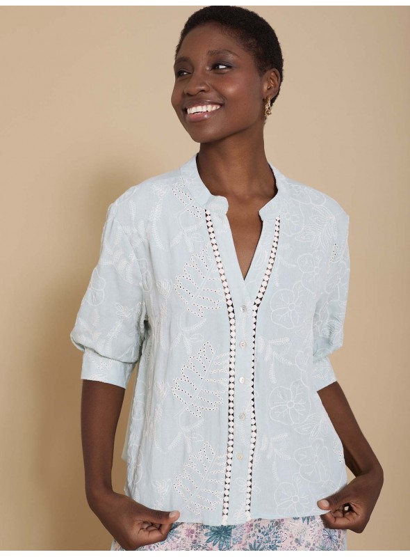 Blusa bordada