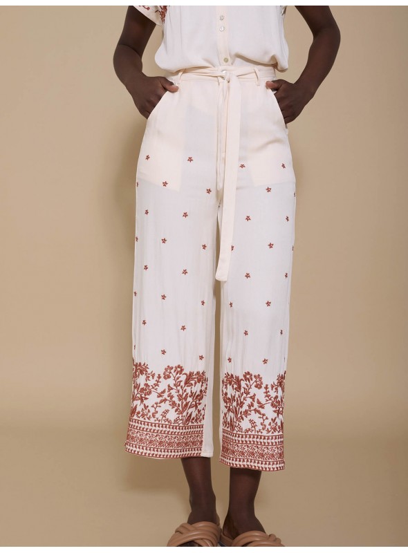 Pantalón croped bordado