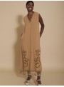 Vestido con bordado troquelado