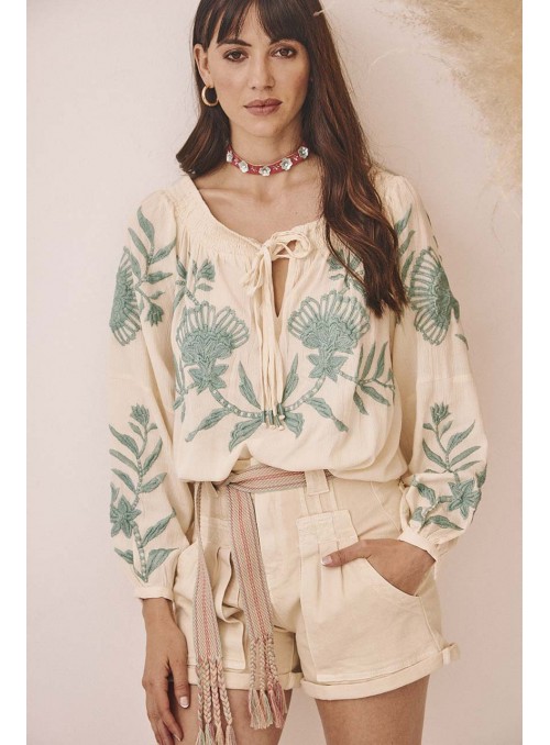 Blusa ml bordada