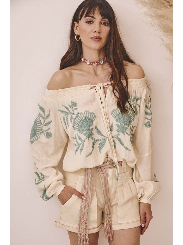 Blusa ml bordada