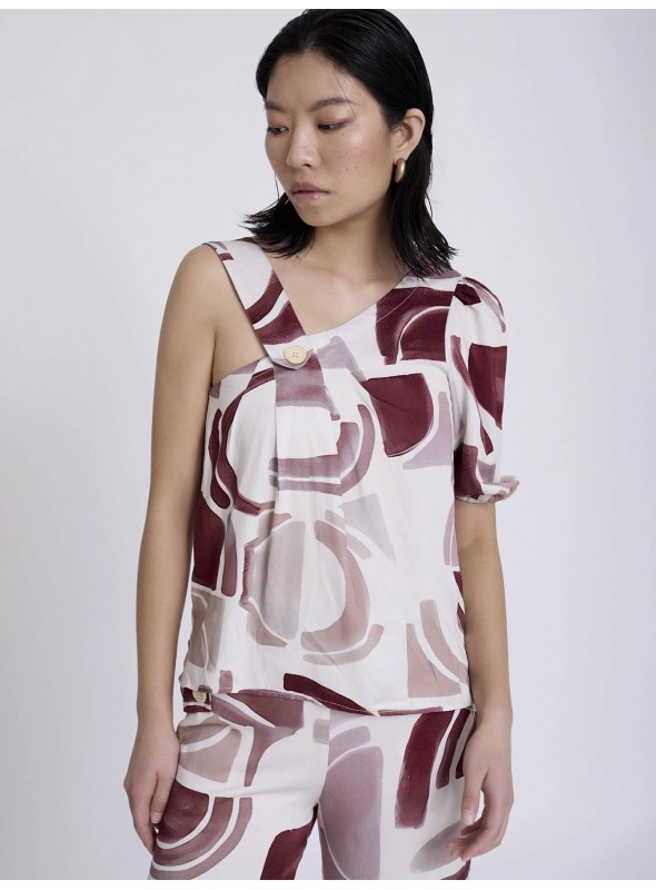 Blusa asimétrica