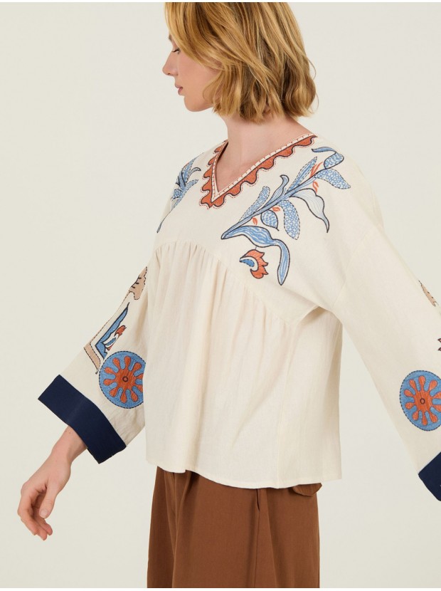 Blusa de algodón bordada