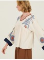 Blusa de algodón bordada