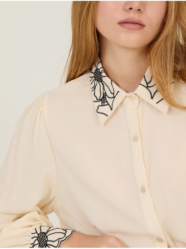Camisa de bambula bordada