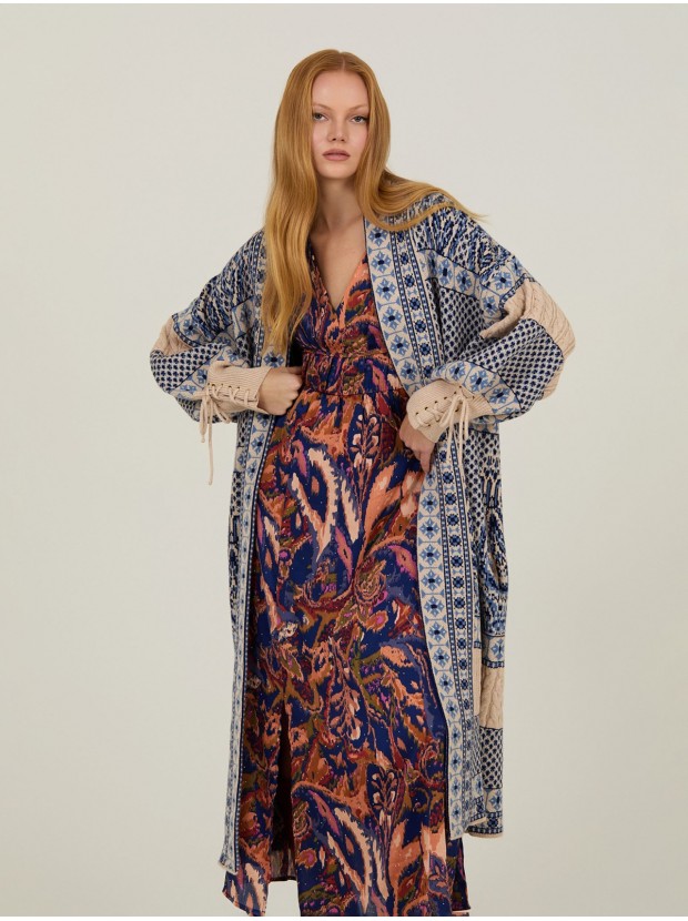 Abrigo de punto estampado