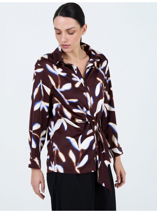 Blusa flores satinada