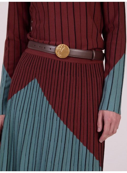 Cinturón hebilla dorada