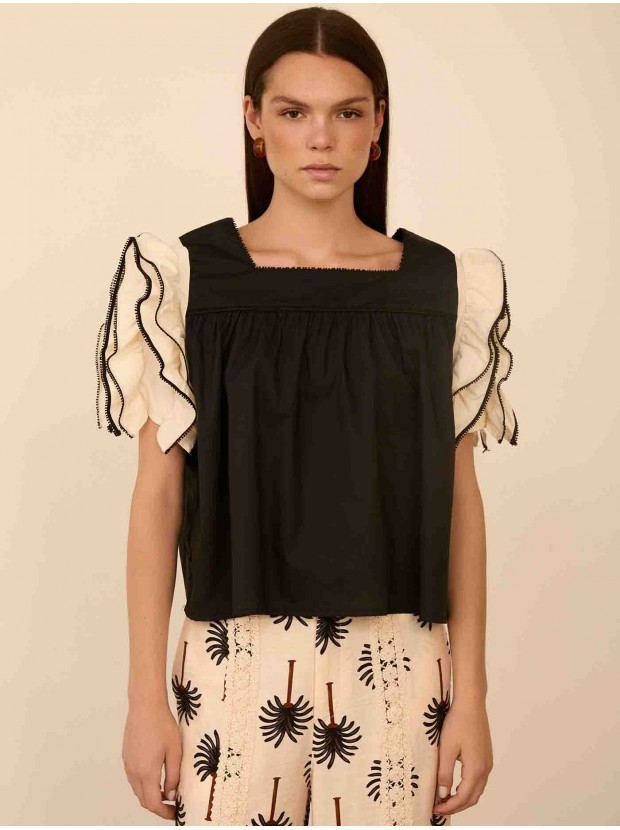 Blusa manga corta volantes