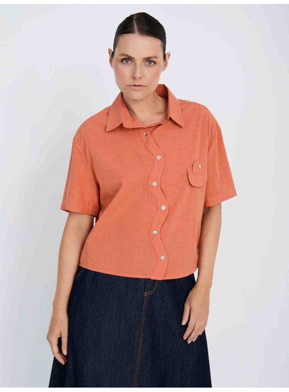Camisa tapeta ondulada