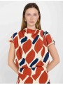 Blusa estampado gráfico