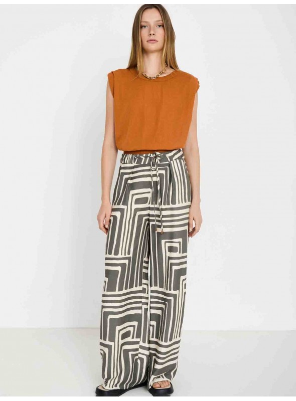 Pantalón estampado gráfico