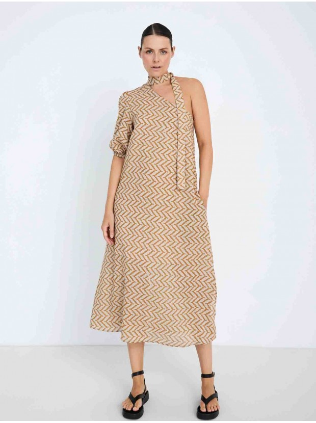 Vestido escote asimétrico