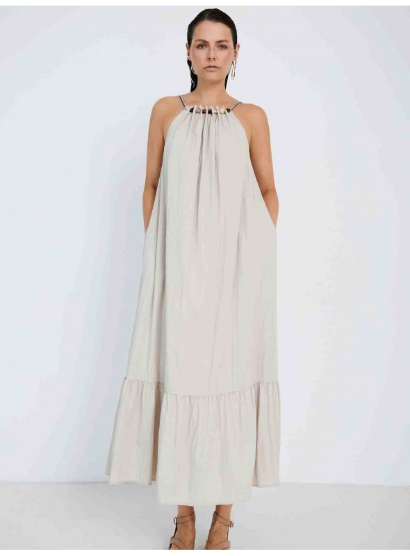 Vestido fluido pedrería