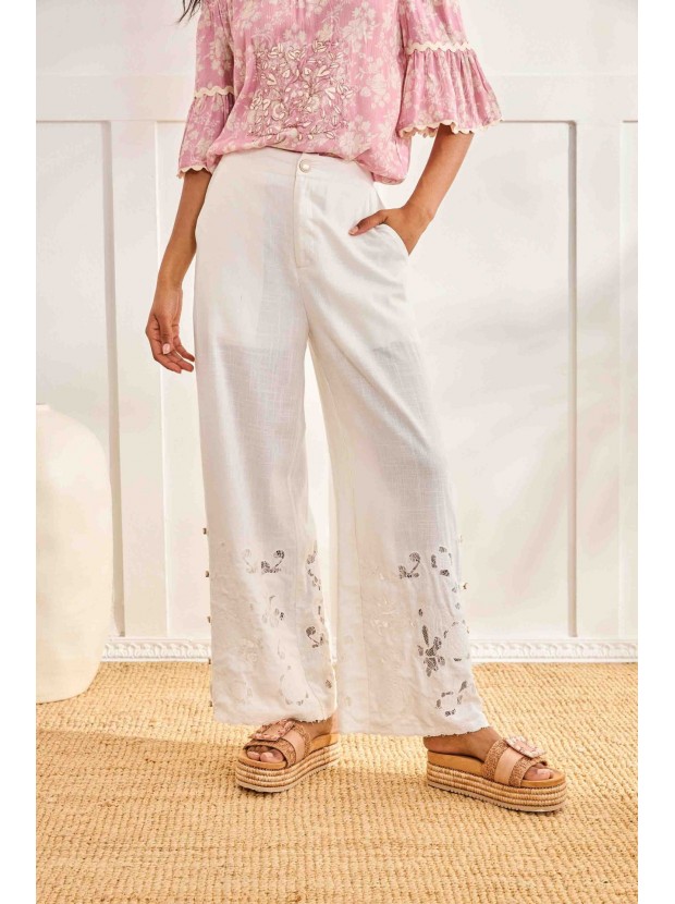 Pantalón bordado