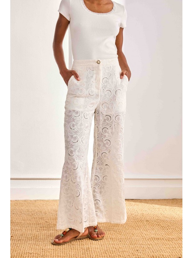 Pantalón bordado