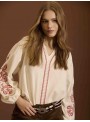 Blusa bordado a contraste