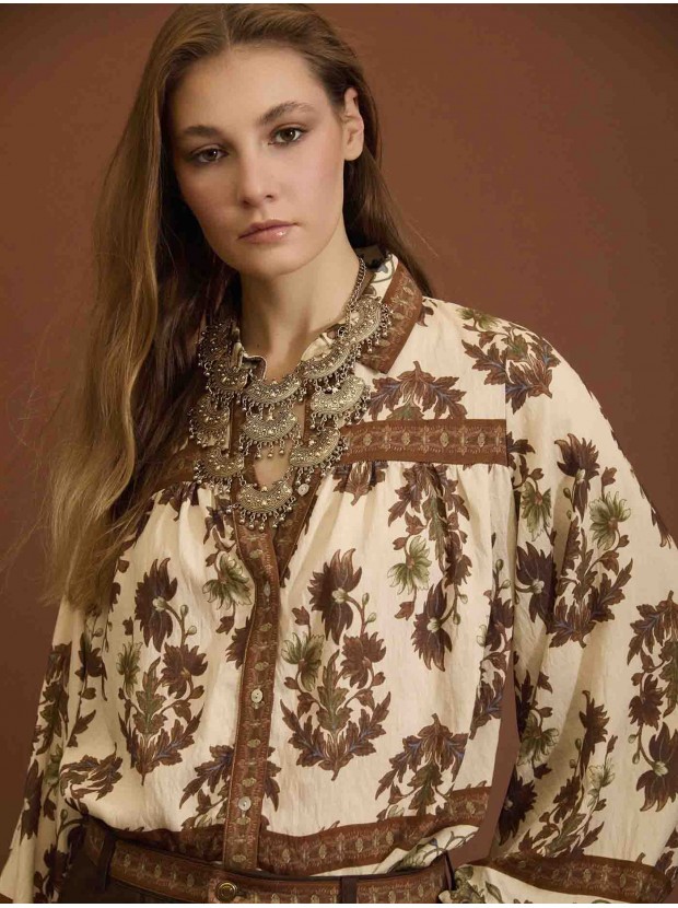 Blusa estampada mangas abullonadas