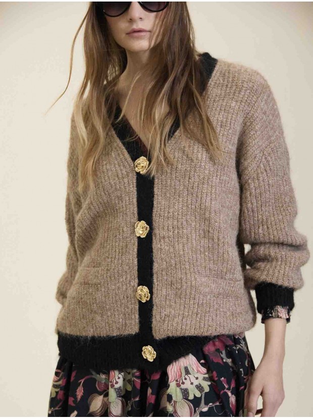 Cardigan botones joya