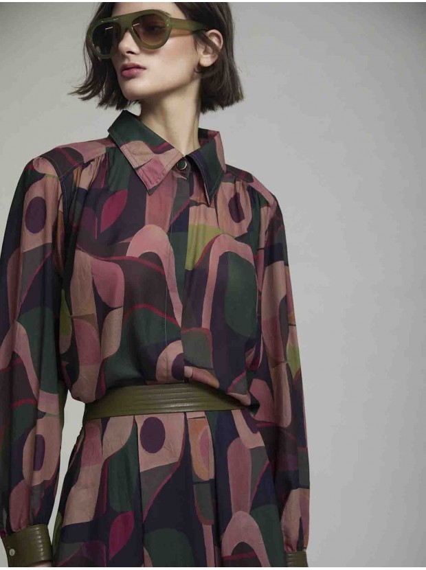 Camisa estampada puños polipiel