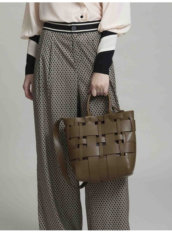 Bolso tote tipo cesta