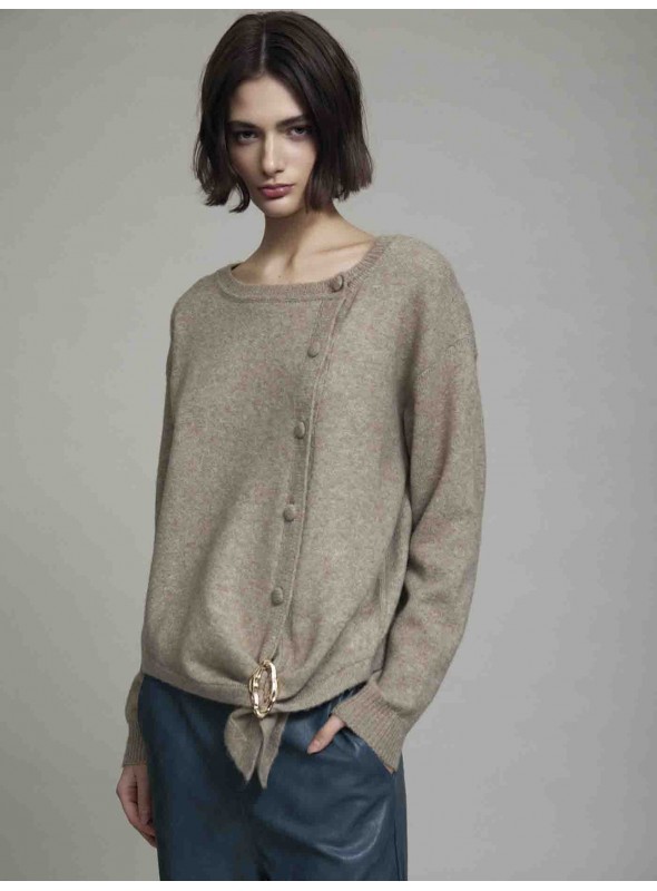 Cardigan botones y hebilla