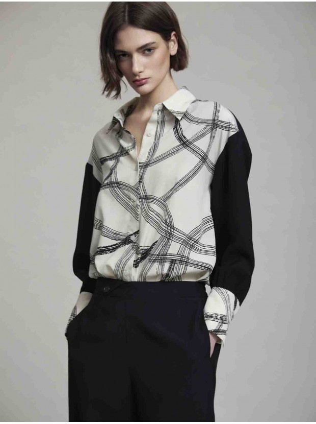 Camisa estampada mangas contraste