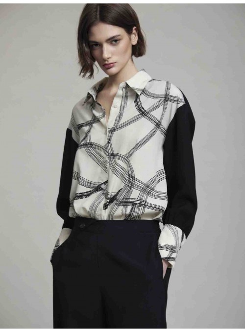 Camisa estampada mangas contraste