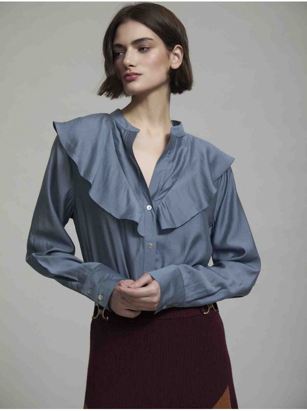 Blusa fluida volantes