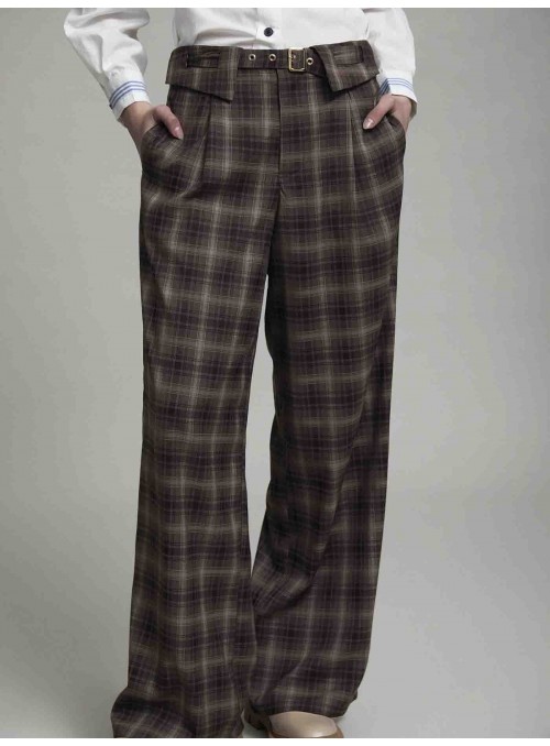 Pantalón a cuadros con cinturón