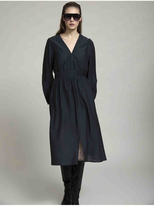 Vestido midi jaretas