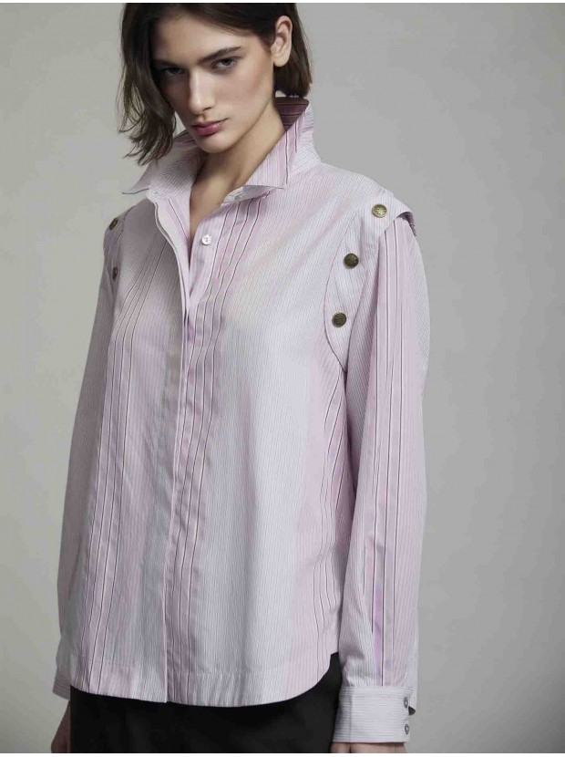 Camisa rayas botones hombro